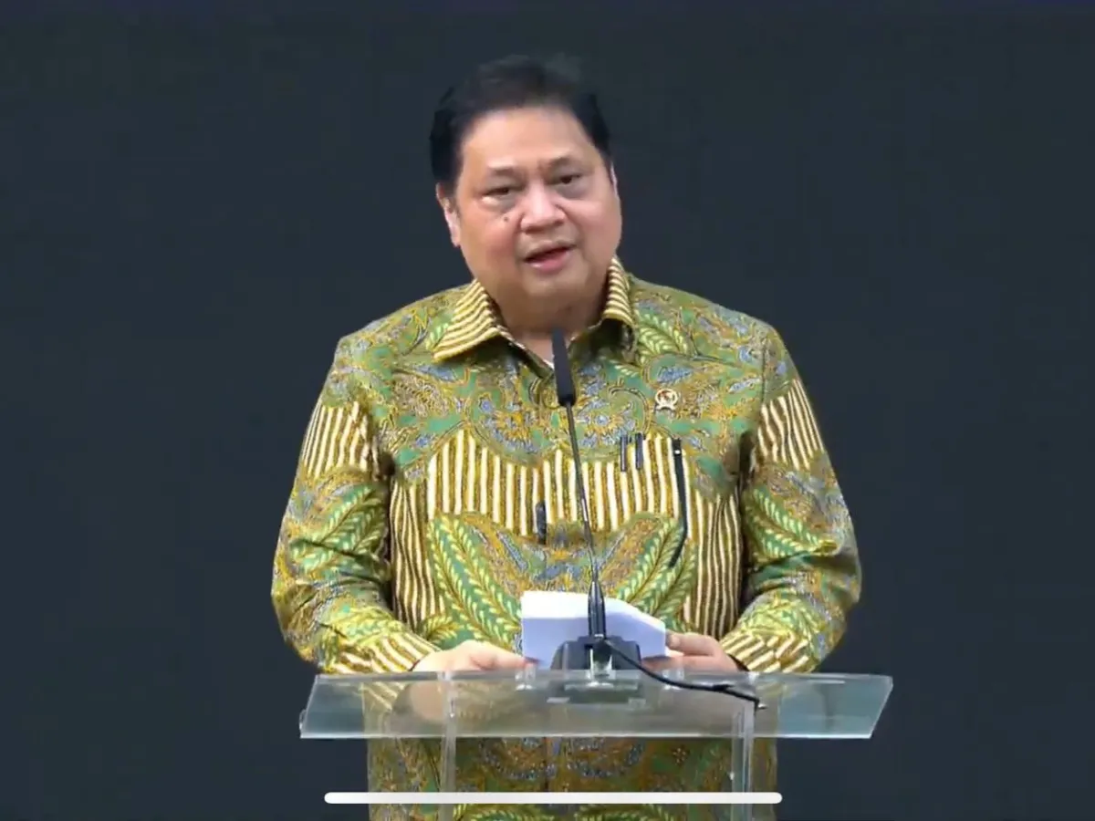 Soal Peluang Gibran Masuk Golkar, Airlangga: Sabar Dulu, Ini Terus ...