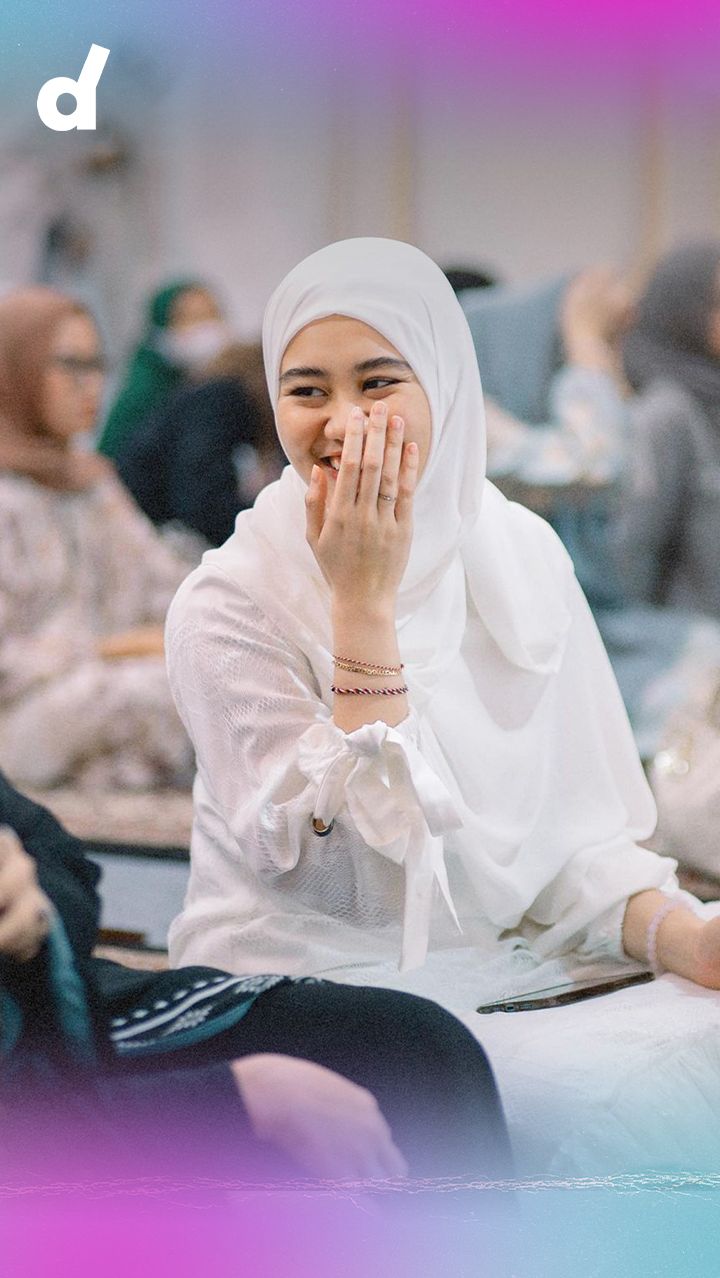 Pesona Aaliyah Massaid Berhijab Bikin Thariq Gatal  Ingin Komentar 
