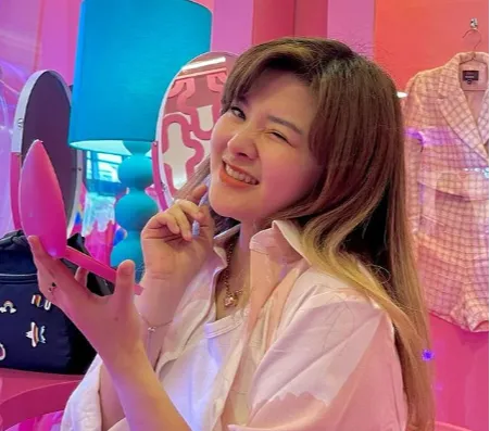 Di balik prestasinya yang gemilang, tidak banyak yang tahu jika Regita adalah sosok kreator yang low profile.&nbsp;&nbsp;<br>