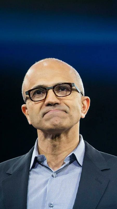 Even so, Microsoft's CEO regretted stopping further development of Windows Phone.