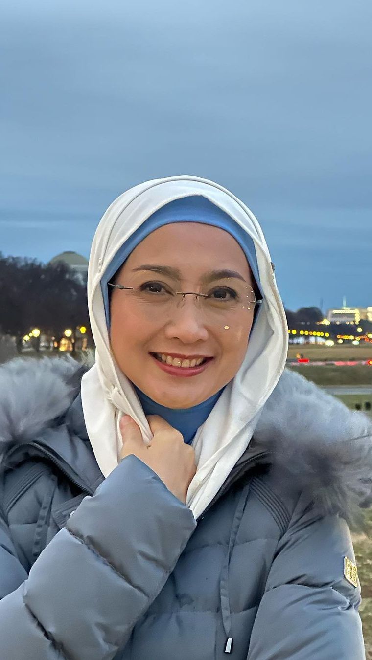9 Potret Rumah Masa Kecil Dessy Ratna Sari  di Sukabumi, Masuk Gang Kecil Dalamnya Luas Banget
