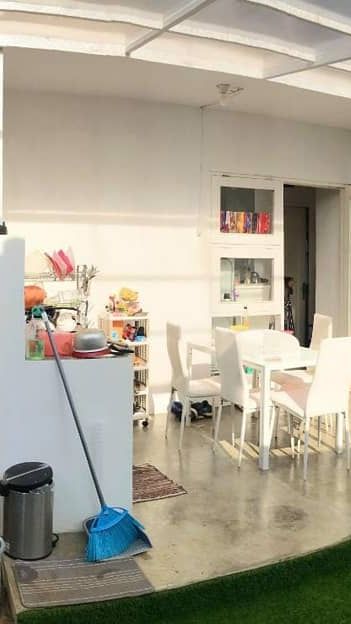 Potret Transformasi Rumah Lawas Jadi Keren Bernuansa Tropical
