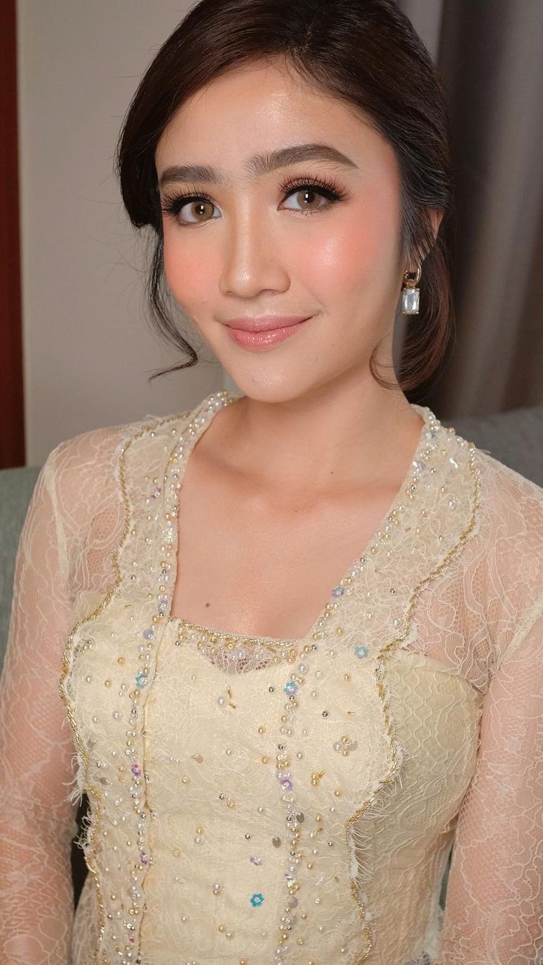 Gaya Makeup Soft Glam
