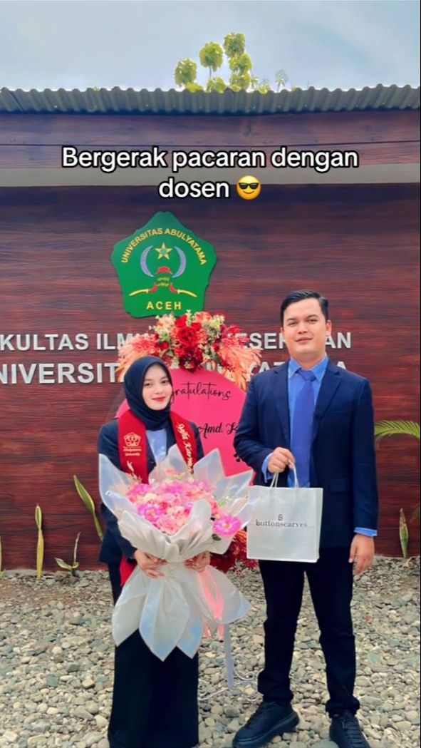 My lecture My husband gak tuhh ????