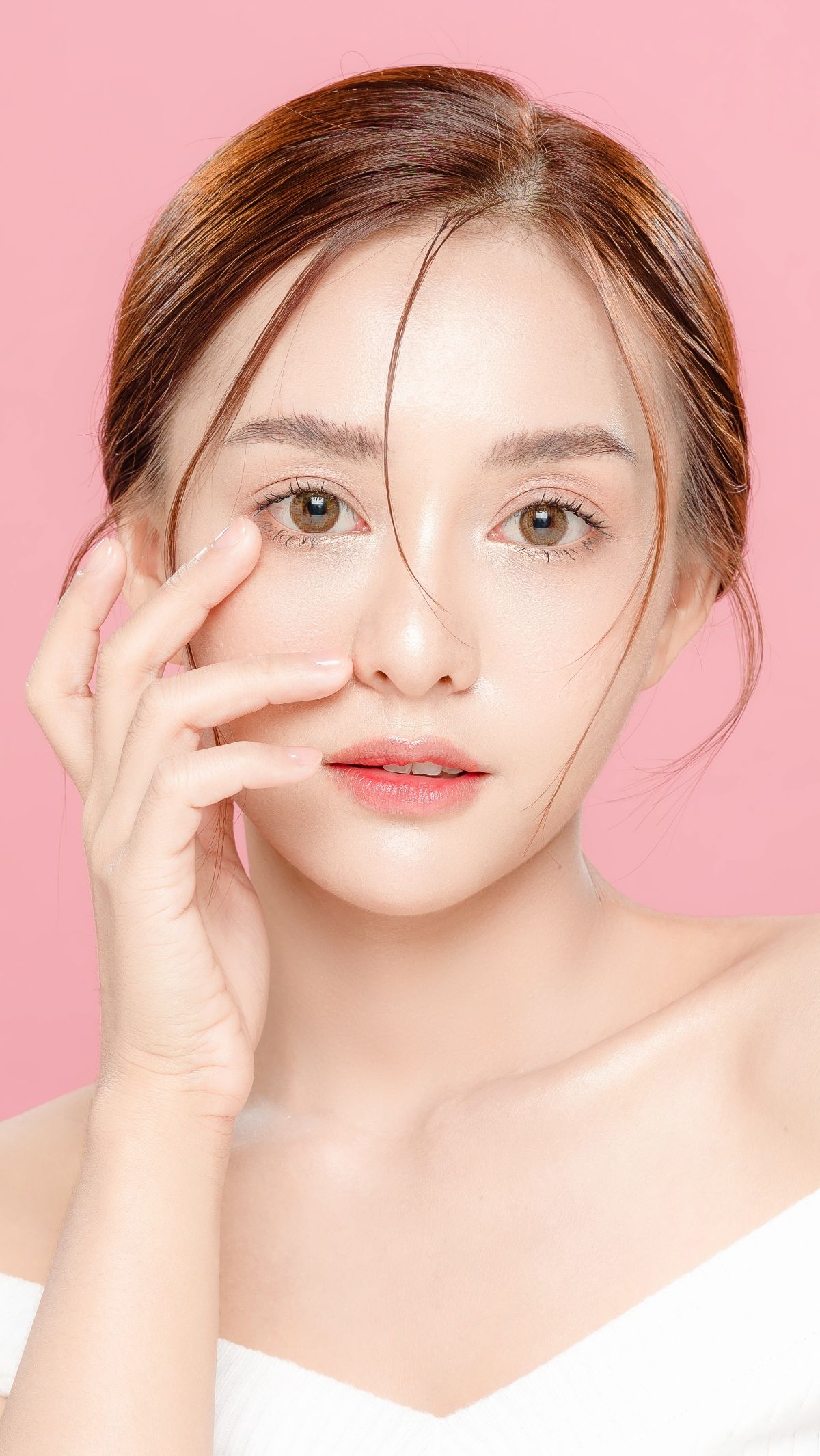 Tutorial Singkat Igari Makeup yang Lagi Hits, Wajah Jadi Tampak Cute