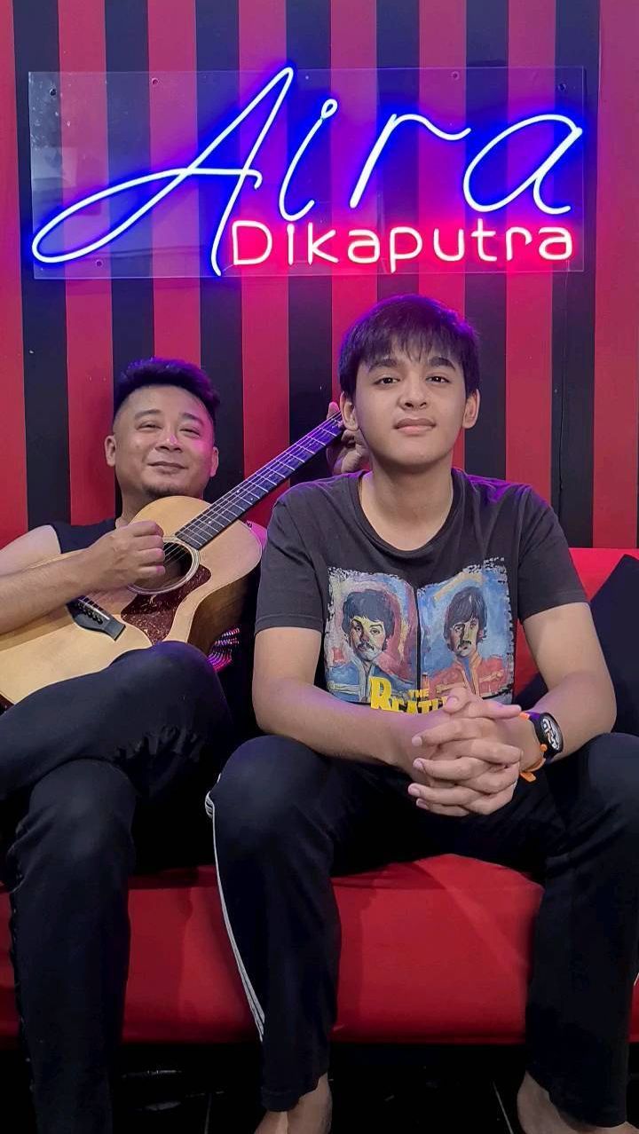 Jarang Tersorot! Ini 7 Potret Putra Andika Eks Peterpan, Ganteng dan Jadi Vokalis Band