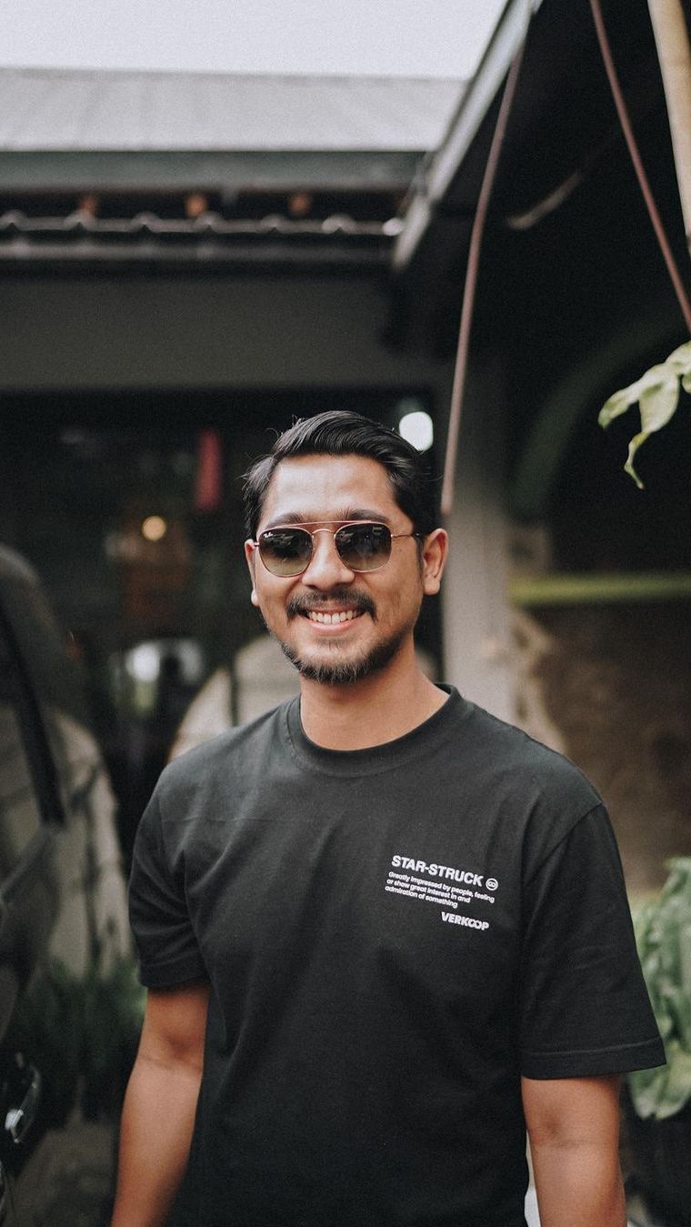 Penampilan Baru Arya Saloka Saat Malam Mingguan Kena Nyinyir Haters, Dibilang Balik ke Setelan Hansip