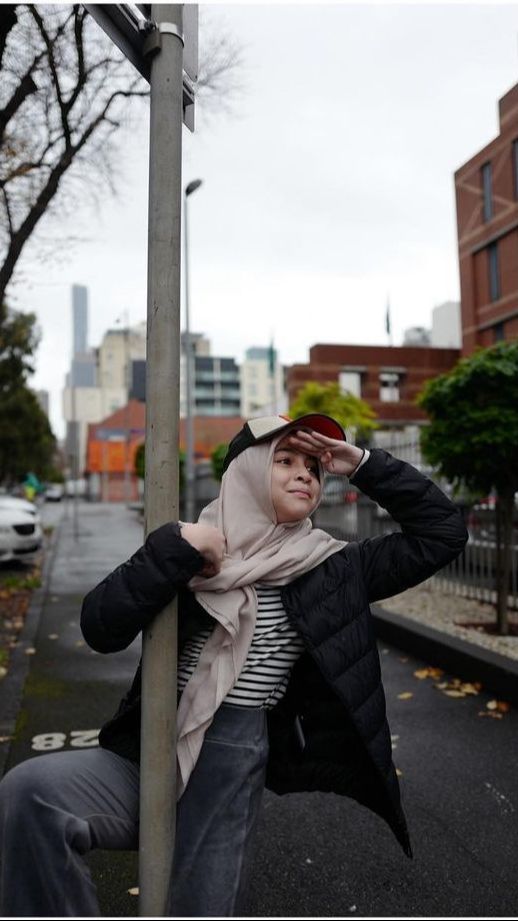 6 Potret Outfit Sienna Kasyafani Usai Berhijab Jadi Sorotan