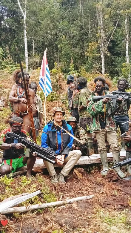 Jenderal TNI itu menegaskan, pihaknya memilih opsi negosiasi agar tidak ingin jatuh korban.