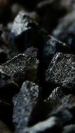 13. Arang Merang: Pewarna Hitam dari Arang yang Aman