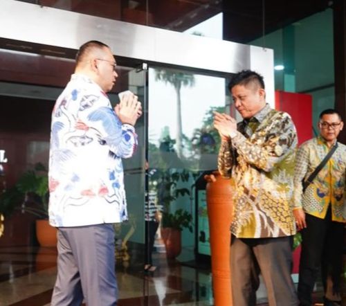 Sinkronkan Program Kesejahteraan Rakyat, Bupati OKU Timur Konsultasi dengan Kemensos