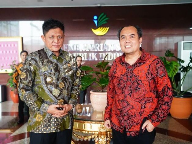 Sinkronkan Program Kesejahteraan Rakyat, Bupati OKU Timur Konsultasi dengan Kemensos