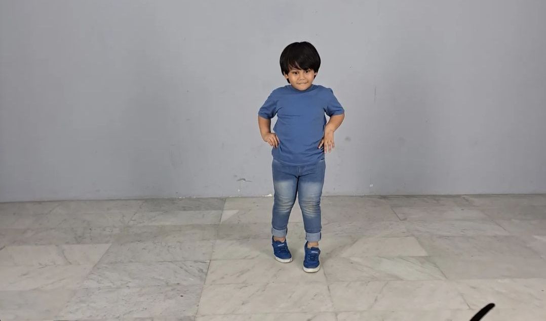 Menjadi Model Iklan