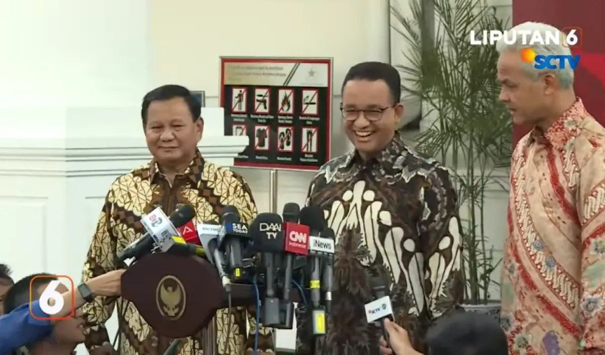 Makan Siang Di Istana, Anies Pakai Baju Batik Yang Sama Ketika Bertemu ...