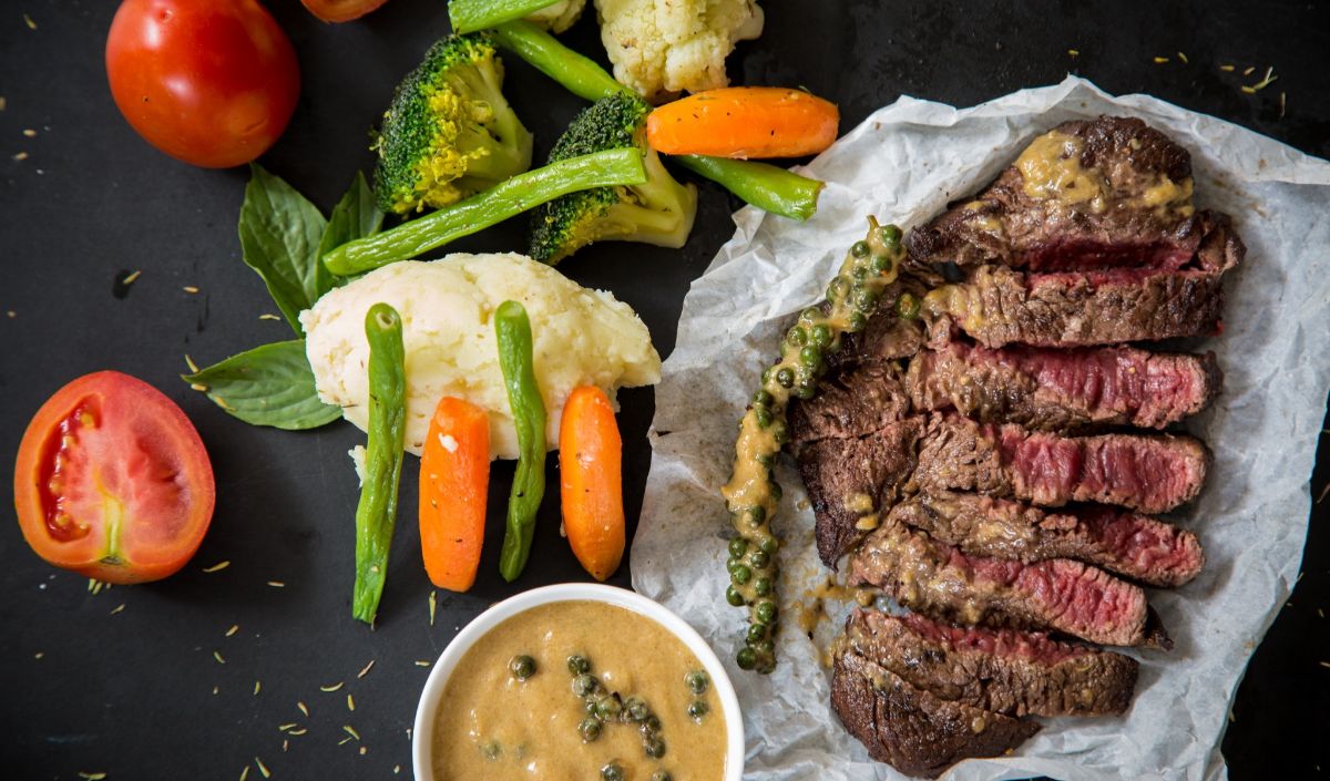 3. Konsumsi Protein yang Cukup