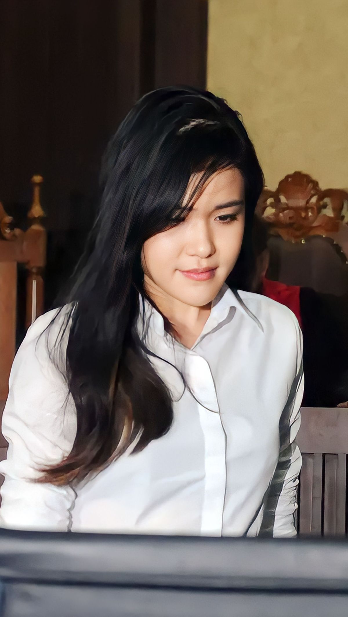 Hani Ikut Seruput Kopi Sianida yang Dipesan Jessica, Mengapa Nasibnya Beda dengan Mirna?