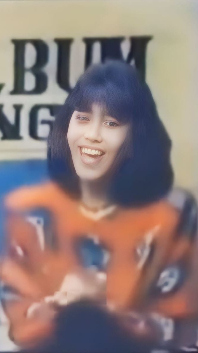 Dulu Presenter Hits di Acara 'Album Minggu' Tahun 80-an, Begini Kabar Dhonie Imansari Sekarang yang Berubah Drastis