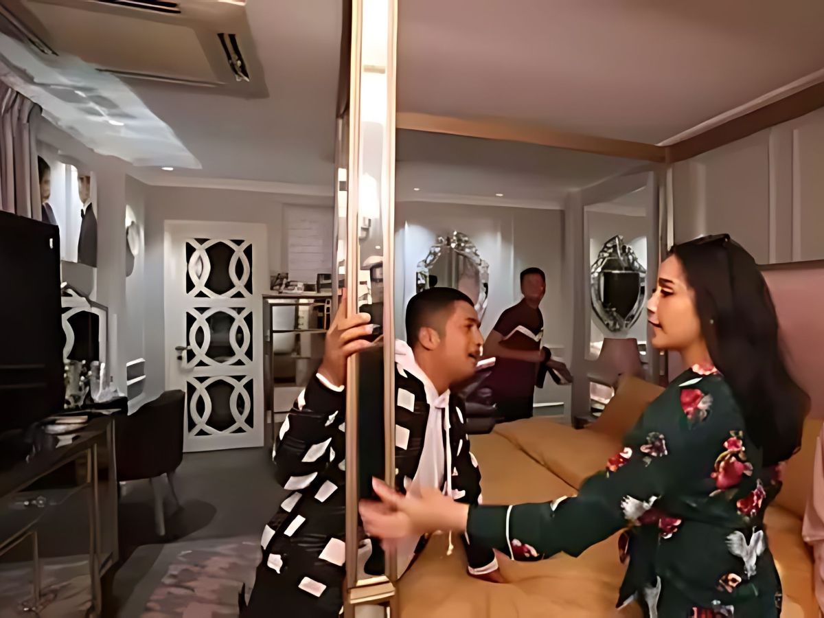 Kamar Nagita Slavina