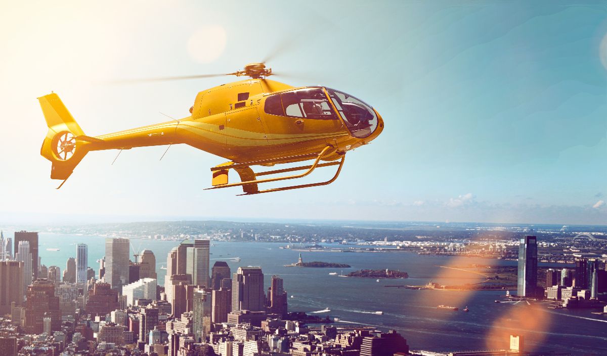 Kerja Naik Helikopter