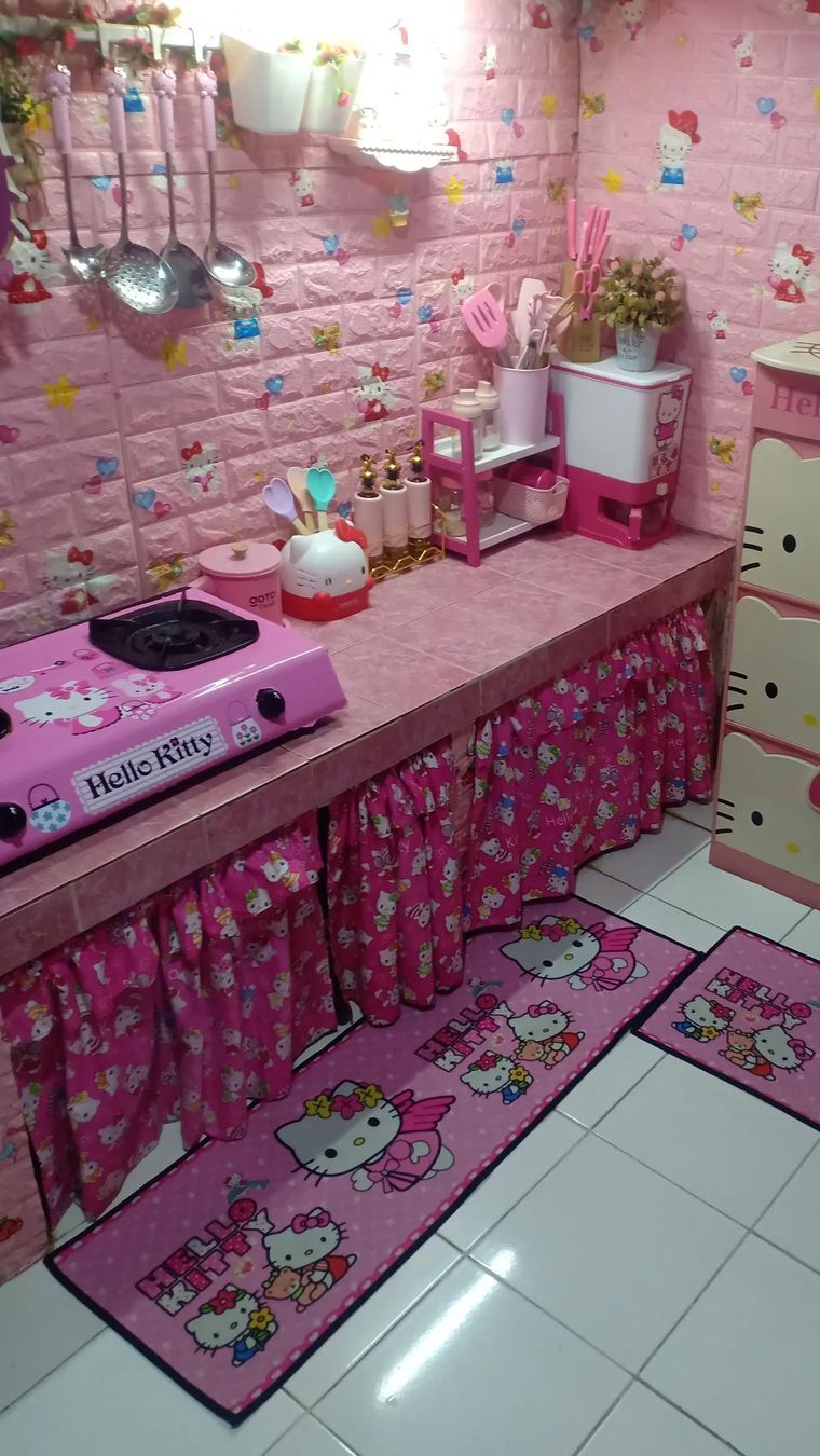 Serba Hello Kitty, Penampakan Dapur Jadi Mirip Taman Main
