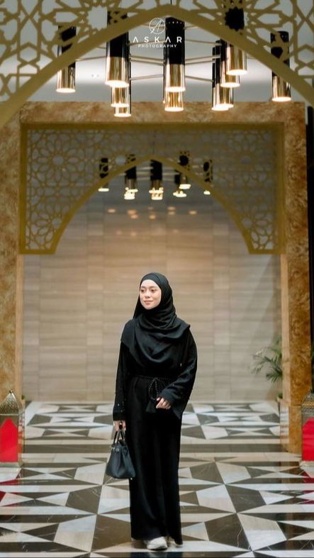 Saat mengikuti kontes Dangdut, Lesti masih berusia 14 tahun.
