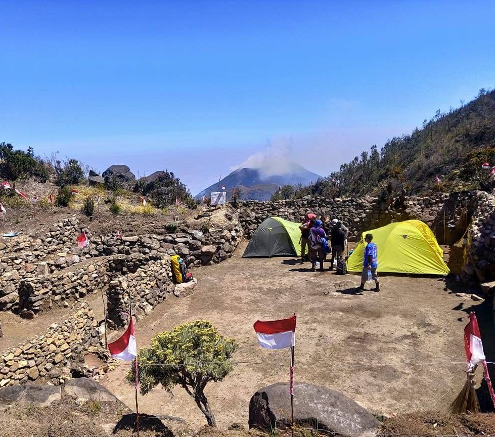 Sensasi Berendam Air Panas Cangar di Tengah Hutan Alami, Dipercaya Sembuhkan Berbagai Penyakit