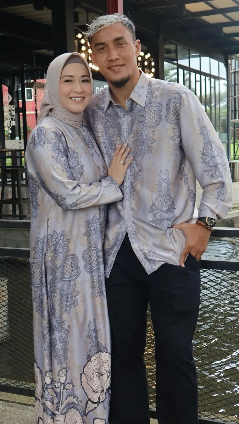Muncul Lagi Foto Gunawan Dwi Cahyo Kecup Mesra Wanita Berhijab, Okie Agustina Pasang Badan
