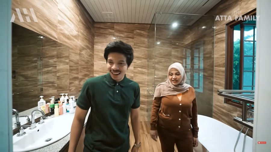 Potret Rumah Fadil Jaidi yang Luas dan Kerap Dipakai Ngonten Bareng Pak