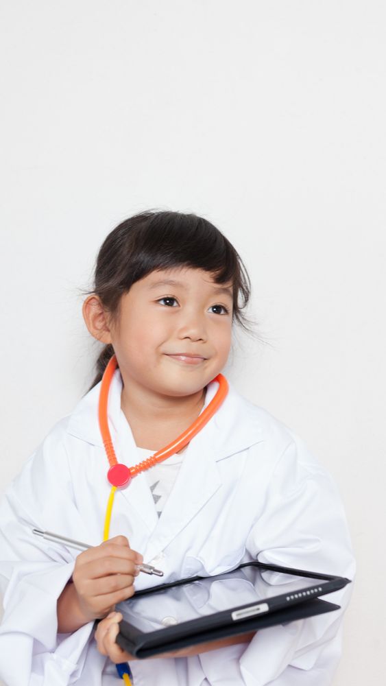 Dokter yang Menangani Pasien di Rumah Sakit