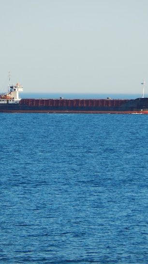 1. ‘Laut’ Caspian (371,000 km2)<br>