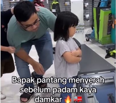 Video Gemas Gigihnya Ayah Rayu Putri Kecilnya yang Ngambek di Mal
