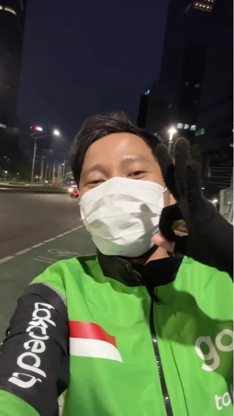 Driver Ojol Donasikan Pendapatan Seharian untuk Palestina, Rejeki Langsung Dilancarkan