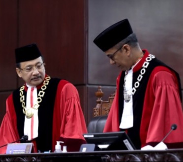 Resmi Gantikan Anwar Usman Jadi Ketua MK, Ini Perjalanan Kehakiman Suhartoyo