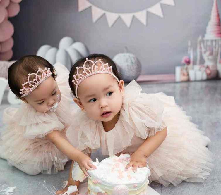 Gemoy Maksimal, Potret Lucunya Putri Kembar Annisa Rahma dan Anandito