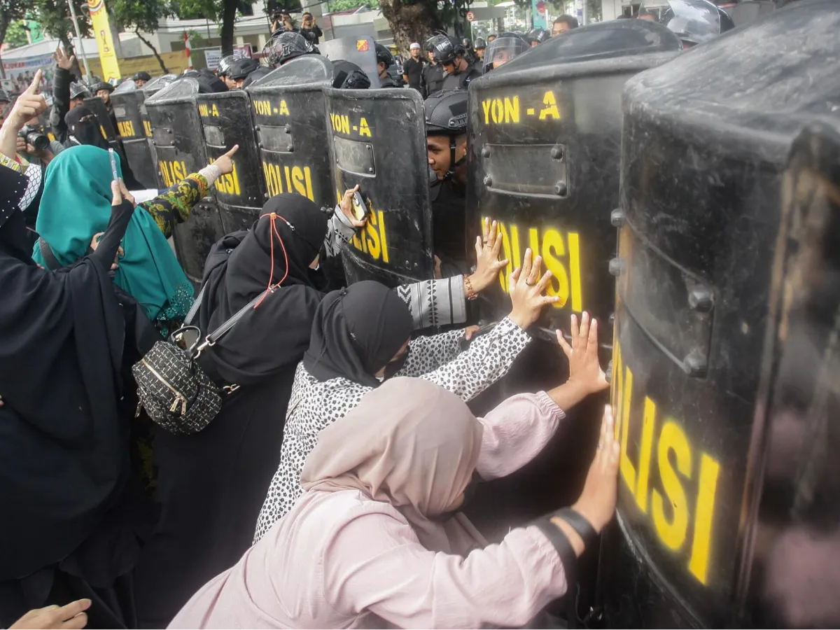Kapolda Metro Pastikan Tak Ada Atribut LGBT Selama Konser Coldplay di GBK