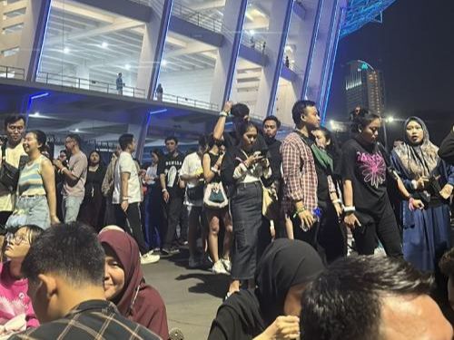 Sisi Gelap di Balik Kemeriahan Konser Coldplay Jakarta, Gate Ultimate Jebol hingga Tiket Tak Bisa Dipindai