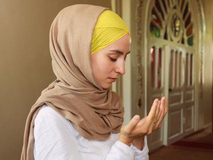Dahsyatnya Doa Setelah Sholat Hajat Agar Cepat Dikabulkan Oleh Allah SWT
