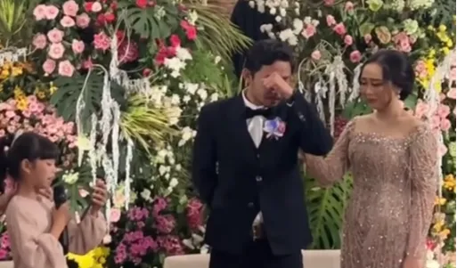 Membuat Sang Kakak Terharu