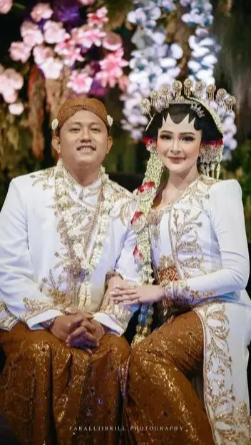 Pasrah Didandani Jadi Wanita oleh Bella Bonita, Begini Penampilan Denny Caknan yang Bikin Ngakak