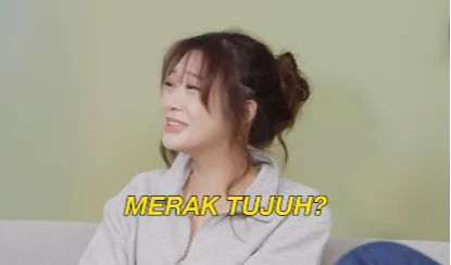 Punya Salon dan Pelihara Merak