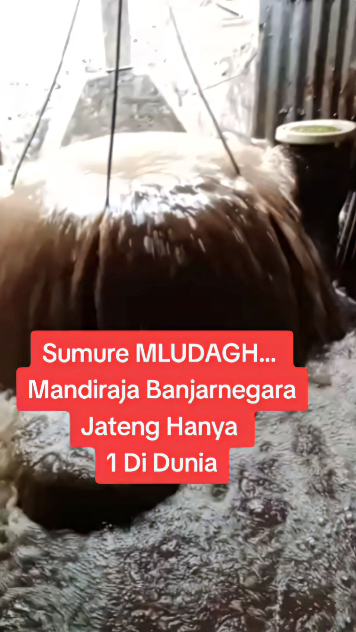 Ngeri! Momen Sumur Warga di Banjarnegara Meluap Hingga Air Meluber dengan Deras dan Membanjiri Ruang Dapur