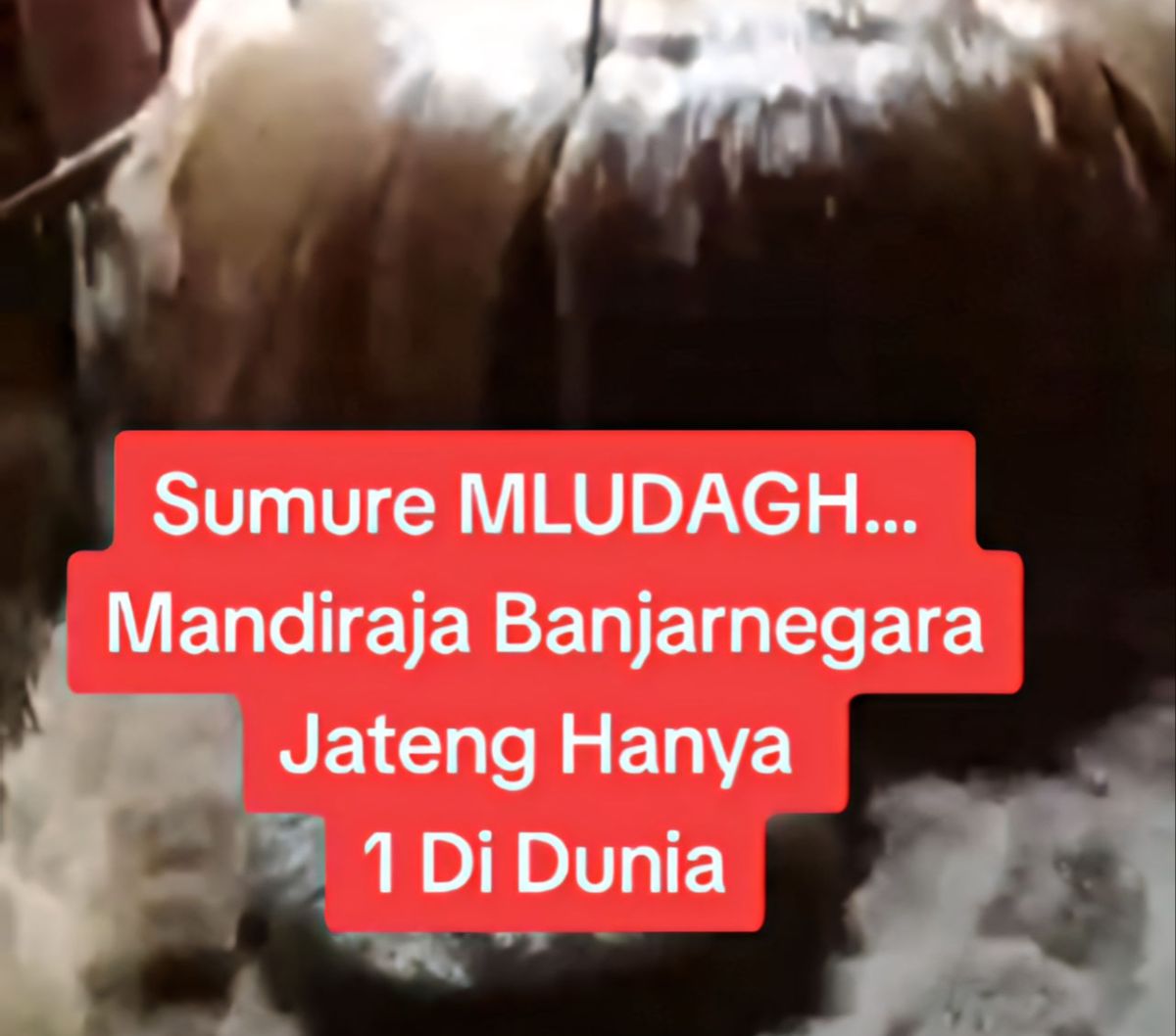 Ngeri! Momen Sumur Warga di Banjarnegara Meluap Hingga Air Meluber dengan Deras dan Membanjiri Ruang Dapur