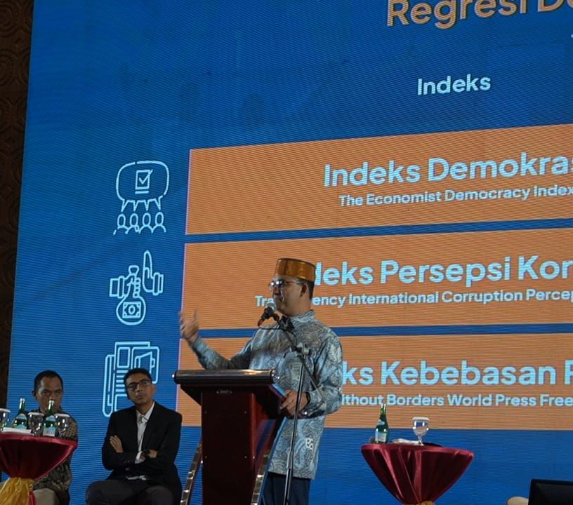 Ganjar Soroti Penegakan Hukum, Anies Sebut Indeks Demokrasi & Kebebasan Pers Era Jokowi Menurun
