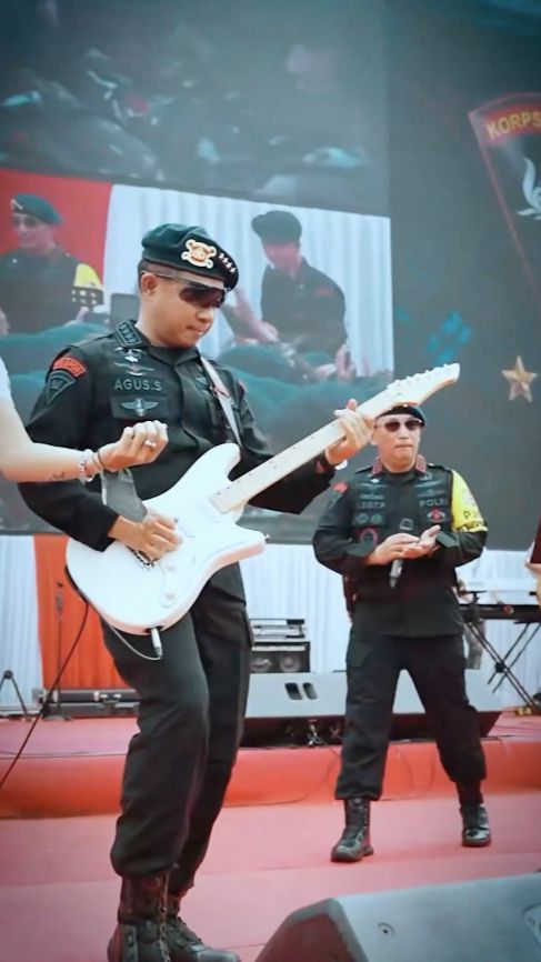 Sama-Sama Jebolan 91, Momen Duet Jenderal Agus Subiyanto dengan Kapolri Bikin Penonton Terhipnotis