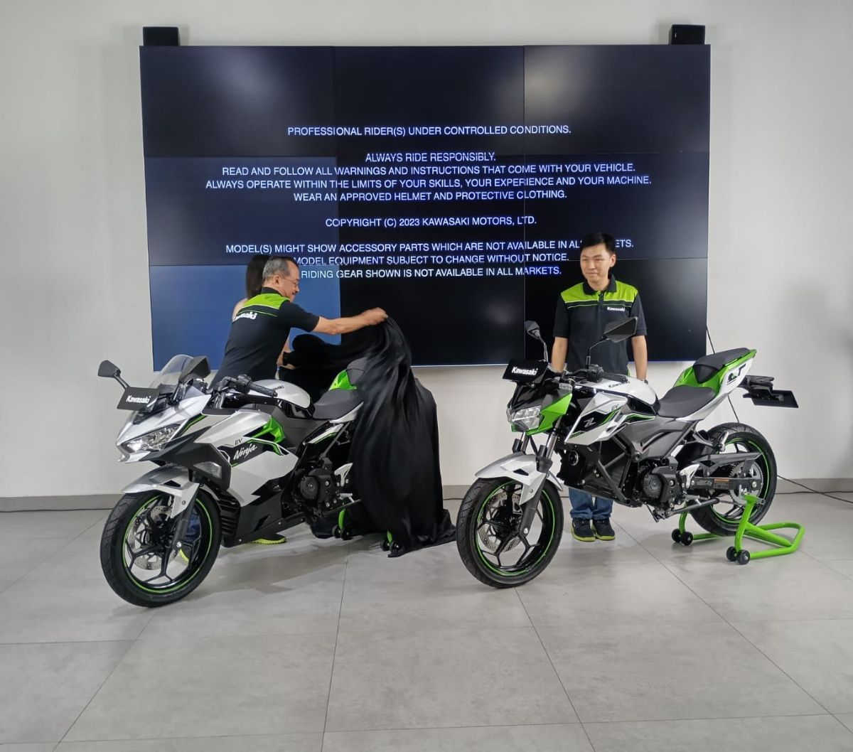 Kawasaki Indonesia Luncurkan Motor Listrik Ninja E-1 Dan Z E-1 - Motor ...