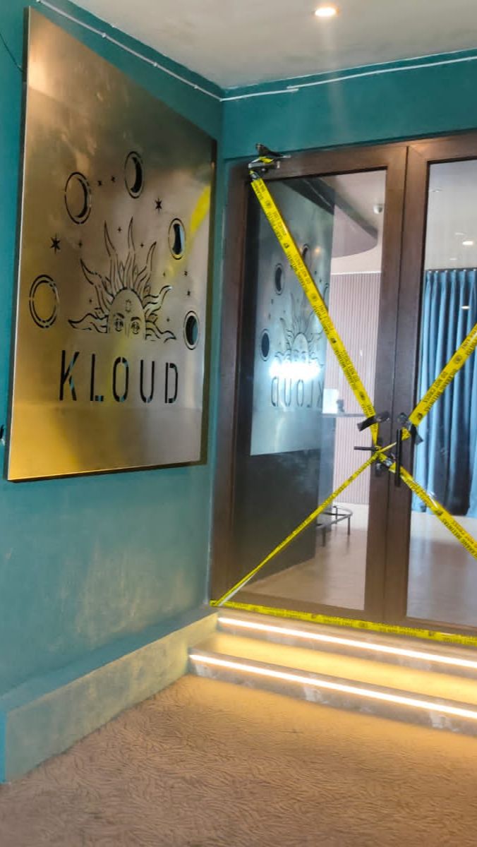 Polisi Segel Kafe Kloud: Ditemukan Ekstasi dan Happy 5 serta Artis Inisial N Gunakan Obat Keras