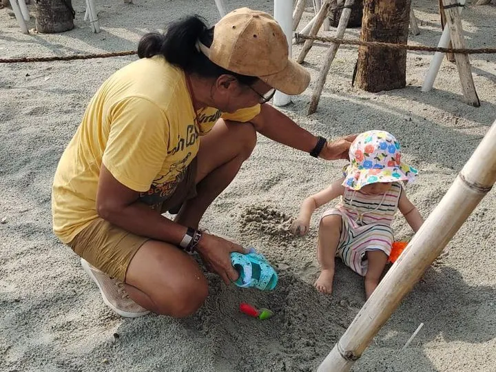 10 Potret Terbaru Nadine Chandrawinata jadi Ibu Dua Anak, Kompak Bagi Tugas dengan Suami