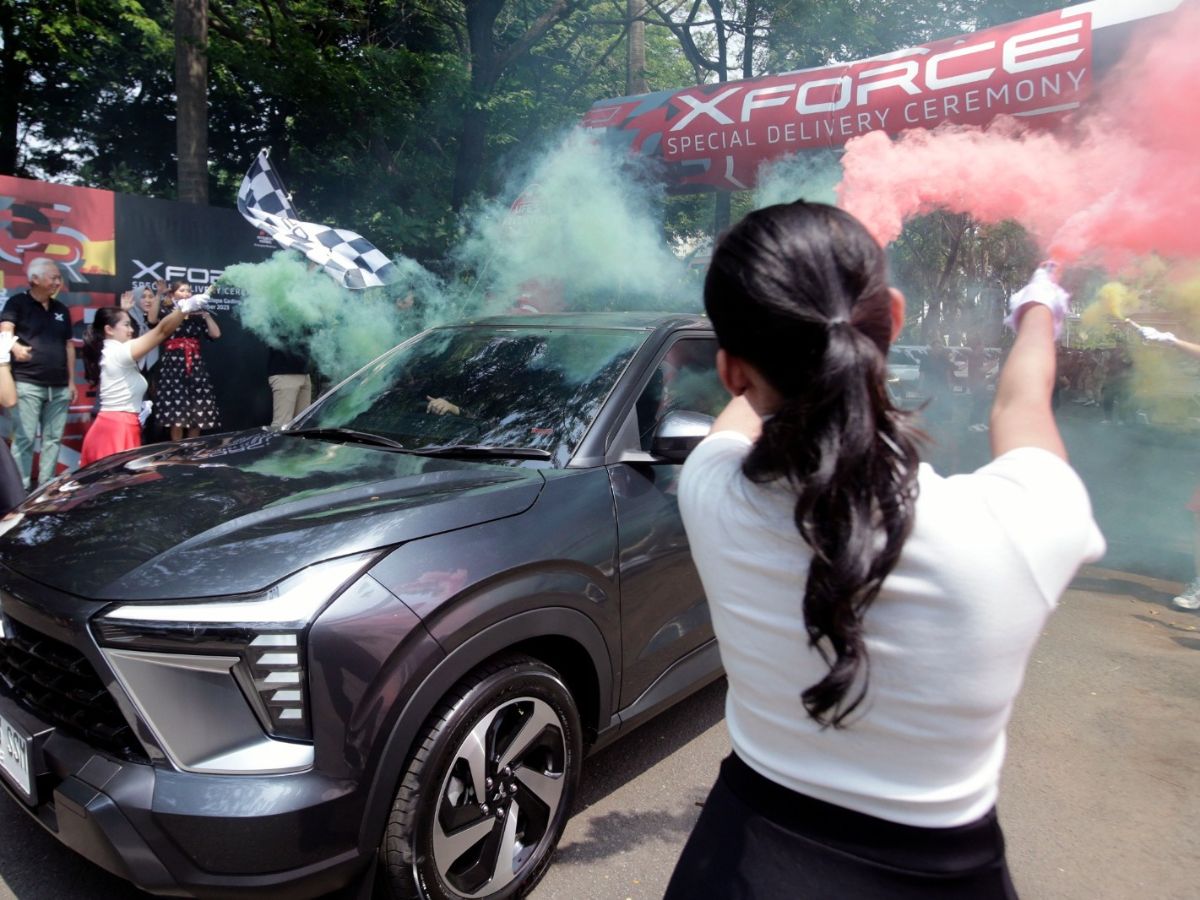 Tipe dan Warna Terlaris XForce