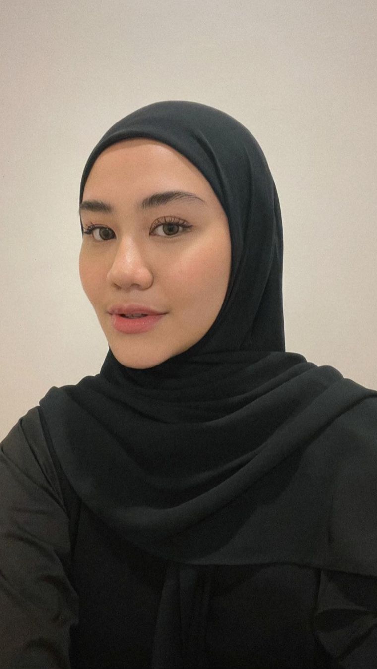 10 Potret Aaliyah Massaid Makin Rajin Berhijab & Ikut Kajian, Dihujat Netizen: Biar Jadi Mantu!
