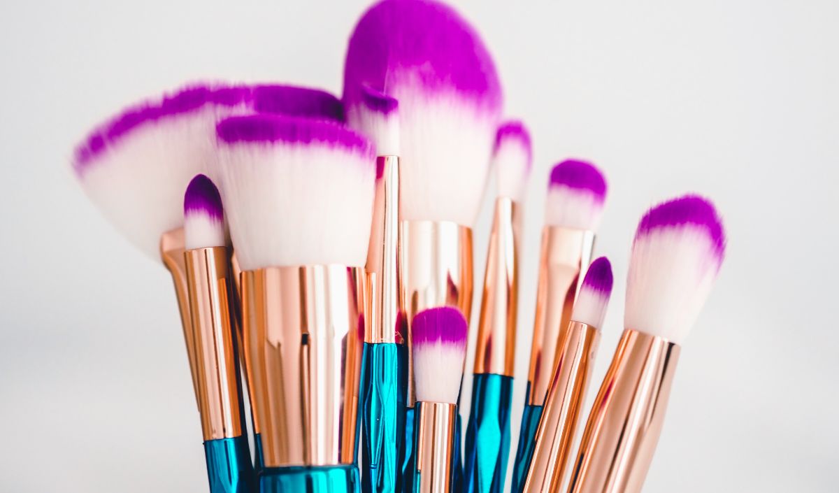 Brush Makeup
